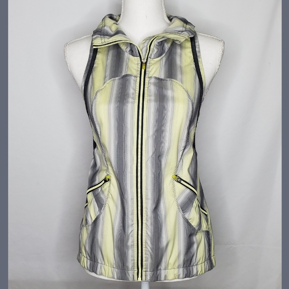 Lululemon Women's Run Reflection Zip Vest
